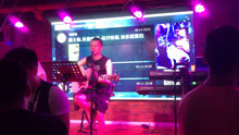  - 吉他彈唱一首《友情歲月》