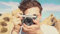 Brooklyn Beckham 攝影短片花絮