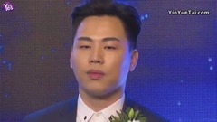 胡彥斌發文稱后悔后秒刪 網友猜測與鄭爽有關