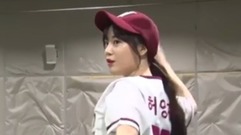許齡智 試習及開球 高尺巨蛋球場/韓職棒KBO聯賽 17/08/19
