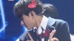 Sixteen - KBS音樂銀行現場版 17/09/01