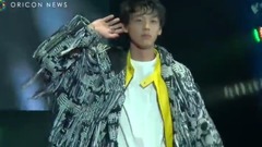 竹內涼真 - 【TGC2017AW】竹內涼真、胸キュン仕草を連発 投げキッスに女性ファン悲鳴