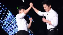 張杰 & 李晨 - 新不了情 現場版