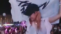 歌在飛