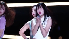 OH MY GIRL - 一步兩步