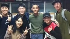 D.O.再度為電影作品把頭發剪短 真的好短啊