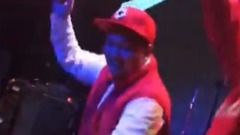 <你的眼神出賣你的心>DJ舞曲版,好聽上癮,循環試聽!