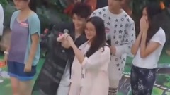 BigBang,少女時代,EXO,防彈少年團,TWICE - 那些得到愛豆“恩寵”的幸運粉絲(嫉妒使我面目全非)