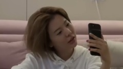 Sunny&允兒視頻通話,兩人超可愛