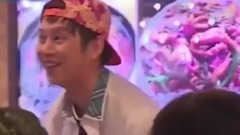 【KPOP】當愛豆們衣服罷工的時候