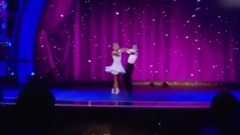10歲華裔少女跳舞震驚全場