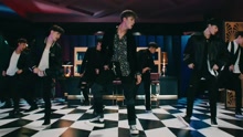 VAV - She's Mine