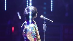 尋