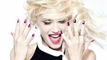 Gwen Stefani & Blake Shelton - You Make It Feel Like Christmas 歌詞版