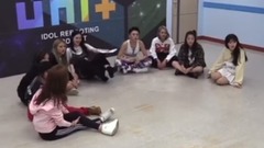 極具個性的女子橙色組