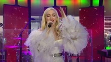 格溫·斯蒂芬妮 - Gwen Stefani - Santa Baby 現場版 2017