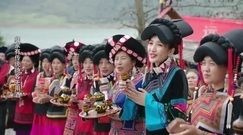 影視原聲 - <索瑪花開>第19集預告:村子里迎來了第一批游客