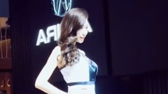 唱的現實的一首DJ版舞曲,單曲循環試聽6遍!