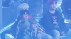 Melon Music Awards BTS臺下觀看EXO "Ko Ko Bop"
