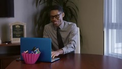 影視原聲,音樂短片 - Dumb Spies _ Lele Pons