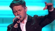 Niall Horan - Slow Hands - 現場版 2017