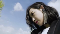 美麗無懼年齡 宋茜OLAY時尚影像公開