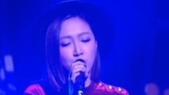 神把眼淚都留給了人