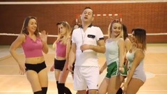 歐美群星 - Diley - Powiedz mi Kwiatuszku (Oficjalny teledysk)