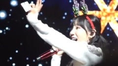 金泰妍圣誕演唱會送禮物環節