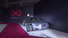 智族GQ2017年度人物盛典 歌手梁博紅毯亮相 17/12/15