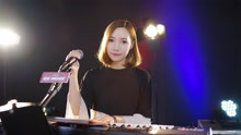  - 美女彈唱神曲《起風了》