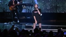  - Noah Cyrus - Make Me (Cry) (WE Day Seattle現場版)