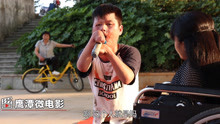 殘疾人小林，街頭哽咽演繹，聽完哭斷腸！