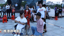 擁抱著你離去