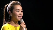  - 她不善言辭上臺語無倫次