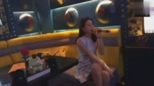  - 美女唱的真好聽呢