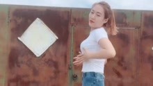  - 美女熱舞