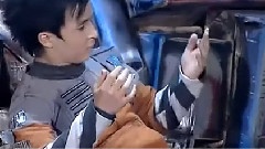 捷克男孩Атая機械舞