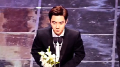 都暻秀(EXO) - 新人賞受賞