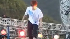 闖關