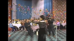 我給大家拜個年