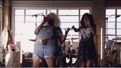 Taylor Swift - VVV