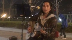 一個人走