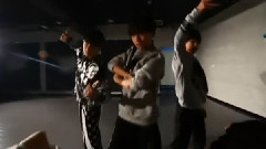 TFBOYS,易烊千璽 - 練習室版舞蹈Solo