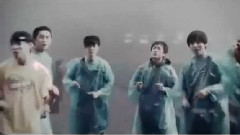 'MIC男團他在忙'系列之一