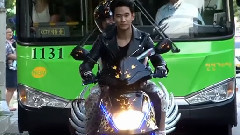 電影<可疑的她> DVD花絮金秀賢 Cut