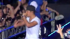 Put Your Hands Up 飯拍版 11/08/12