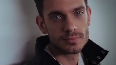 Δεν Κολλ?ω