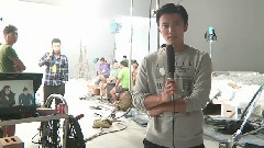 首次搭檔特步X-TOP
