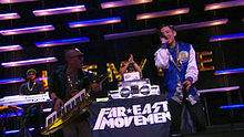 Far East Movement - Live My Life 現場版